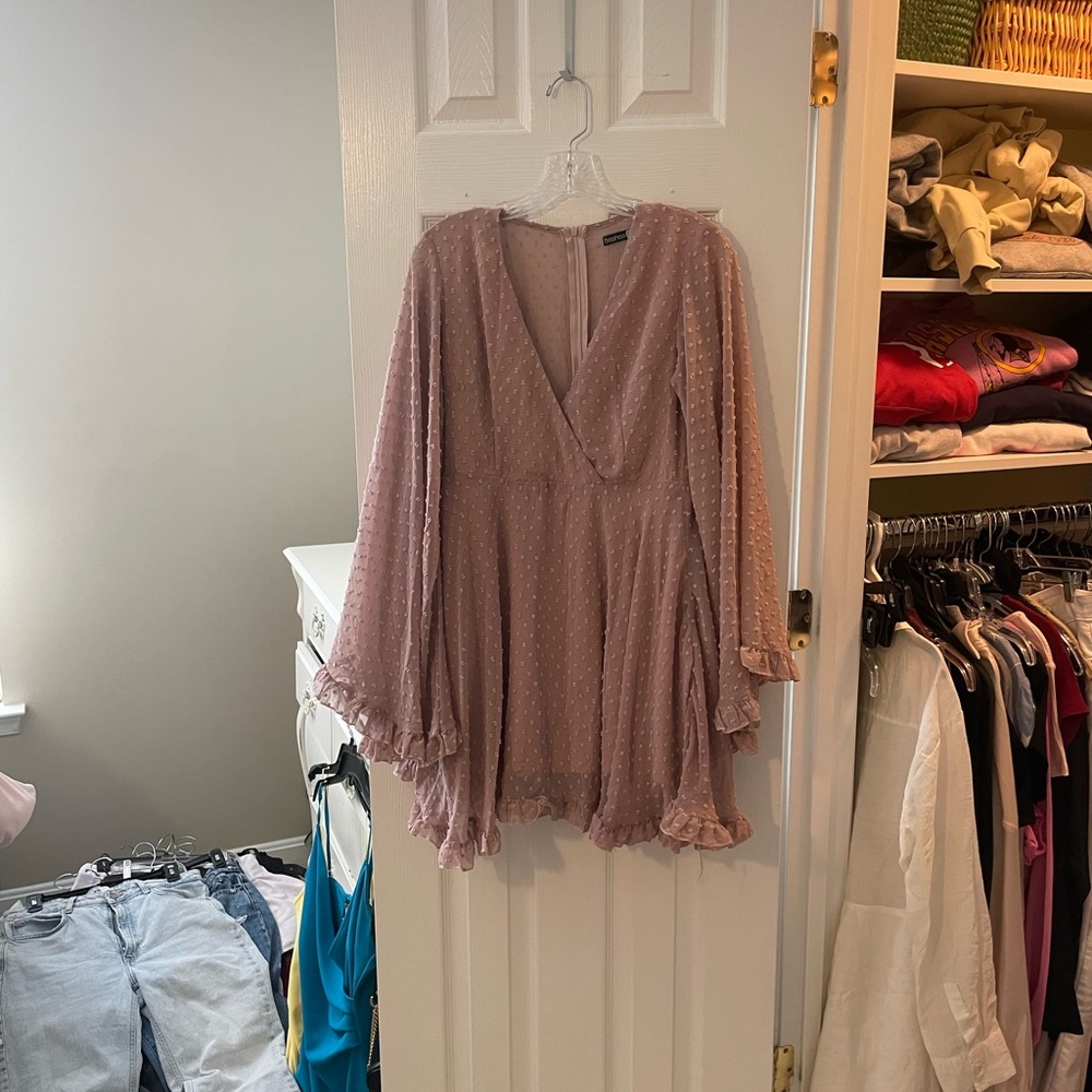 BooHoo flowy mauve v-neck dress